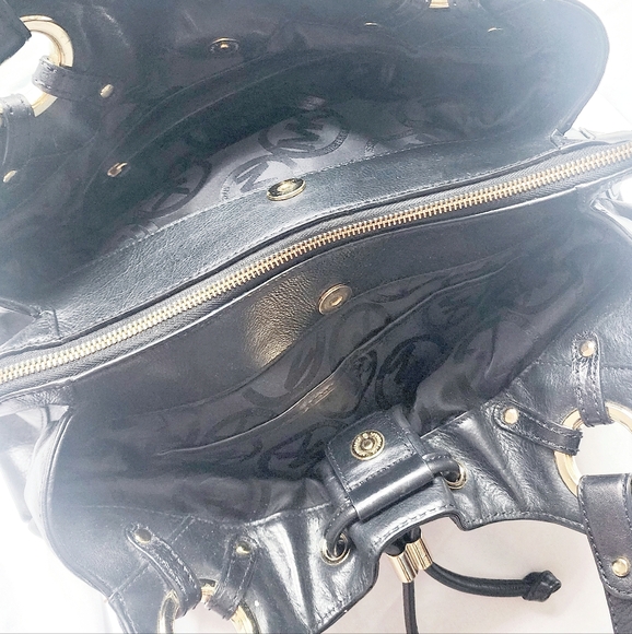 MICHAEL KORS LUDLOW DRAWSTRING LEATHER LARGE SHOULDER PURSE - Picture 4 of 5